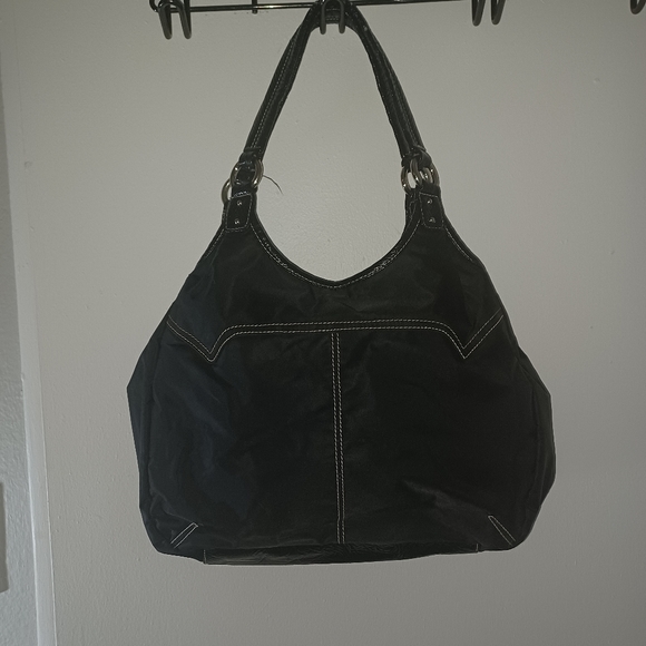 Kenneth Cole Reaction  black nylon bag - Picture 2 of 13